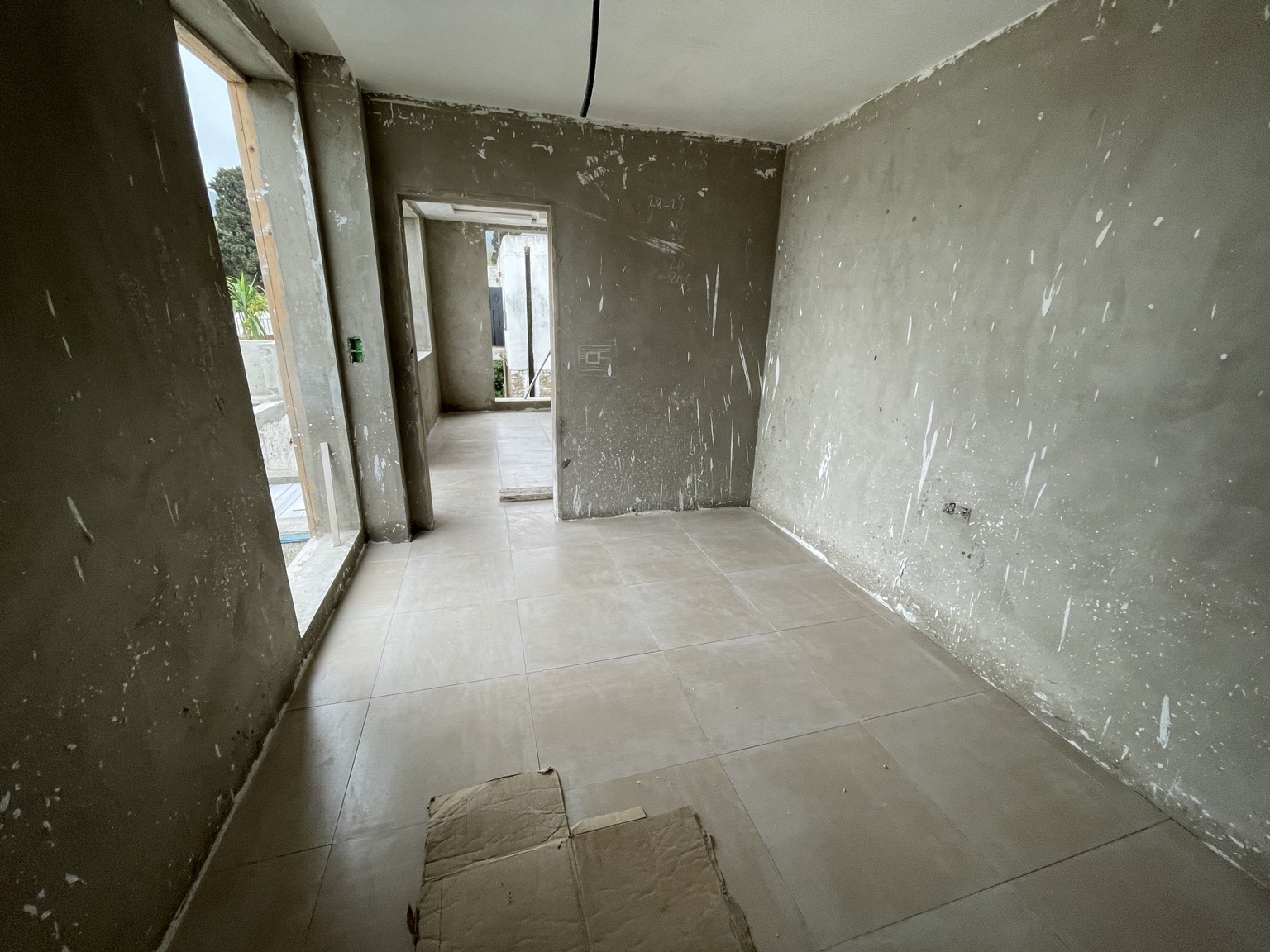 Intérieur — revêtements et finitions en cours